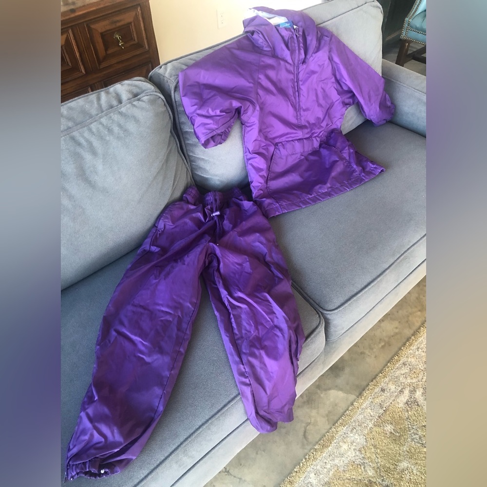 2 Piece Girls purple Acadia jogging suit. Size small (7/8)